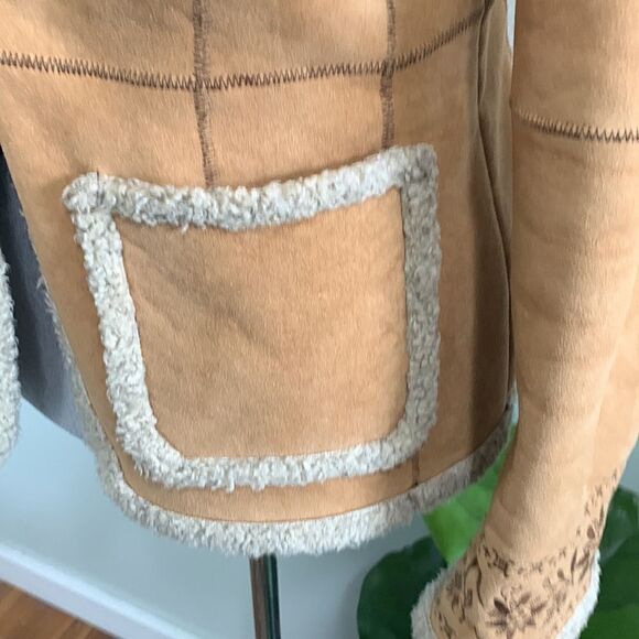 Telluride Clothing Co Camel Faux Shearling Coat With Embroidery At Cuffs Size M - Picture 9 of 17